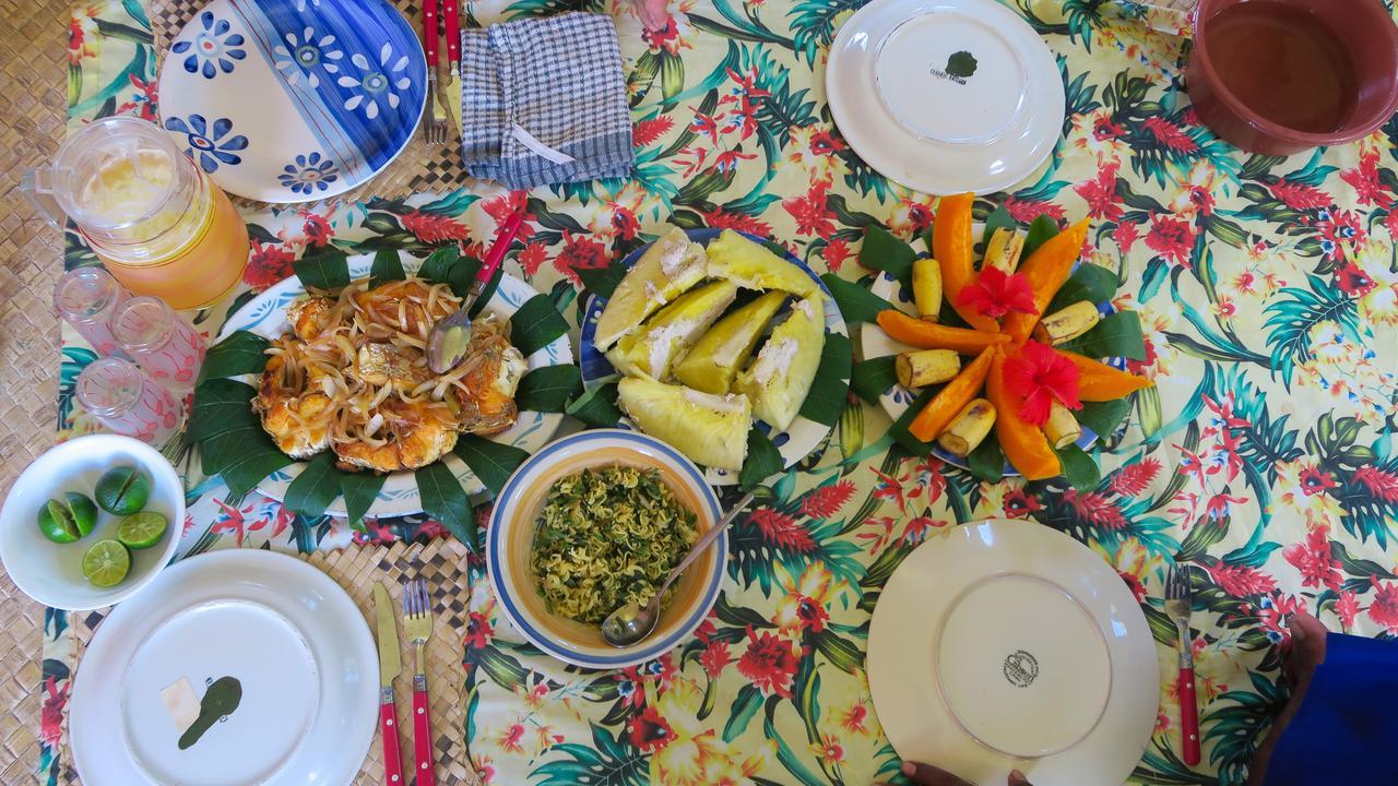 Yasawa Homestays Naisisili Exterior foto